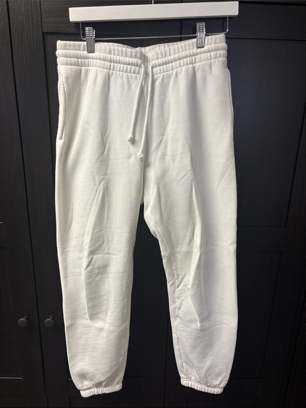 Aritzia Women’s (size M) White Fleece Joggers